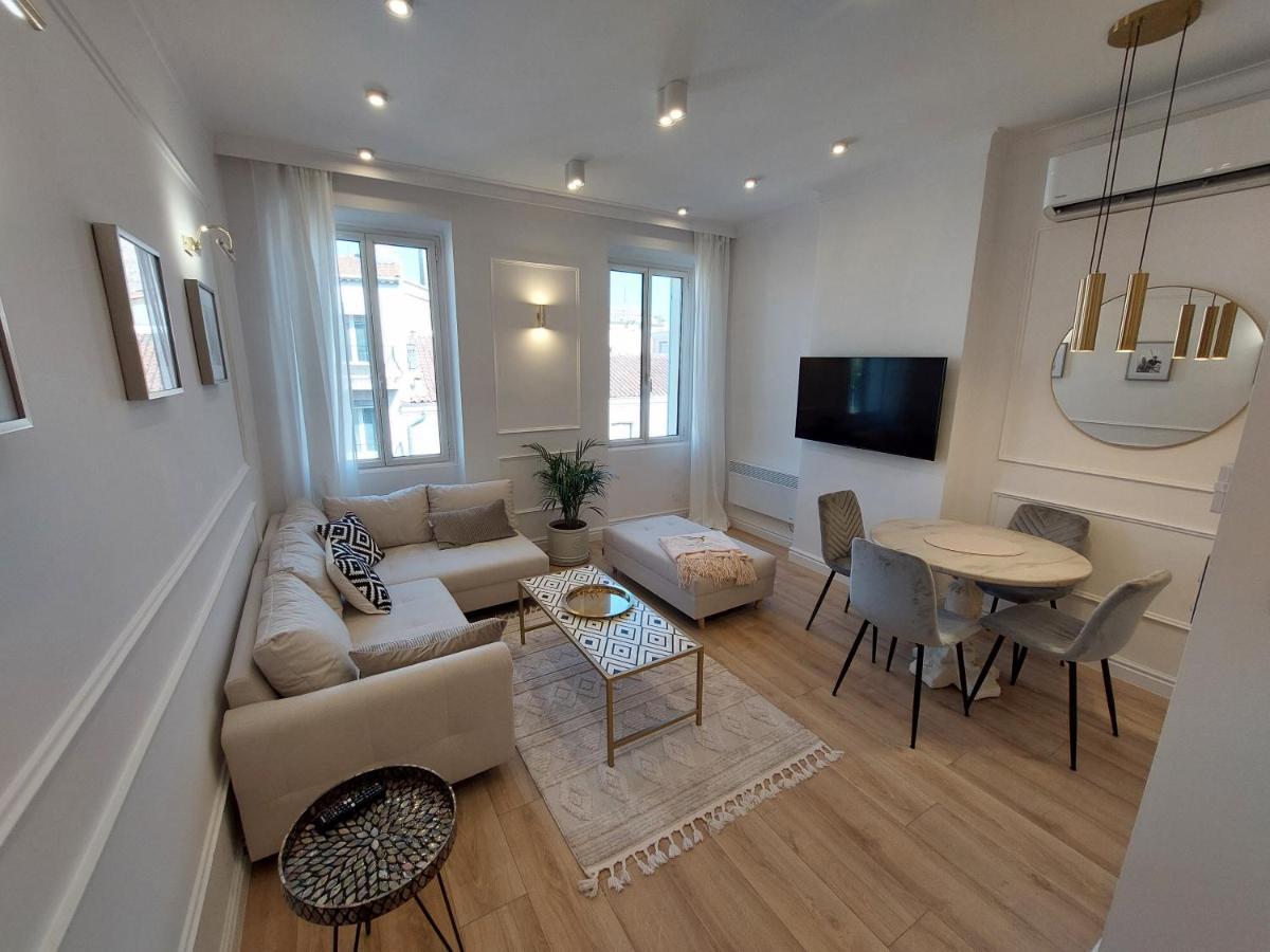 Saint Raphael'S Apartment, Classe 3 Etoiles Екстер'єр фото